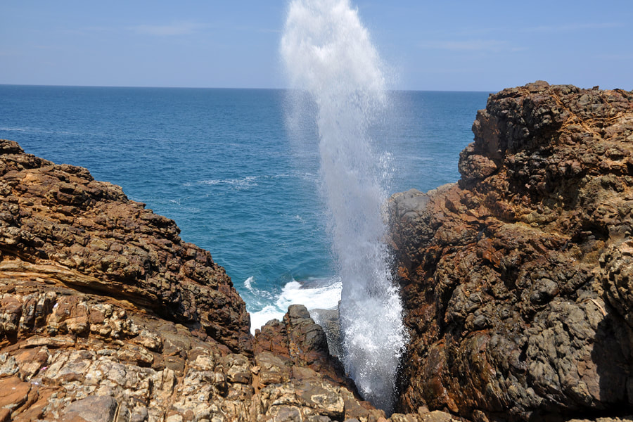 Hummanaya Blowhole