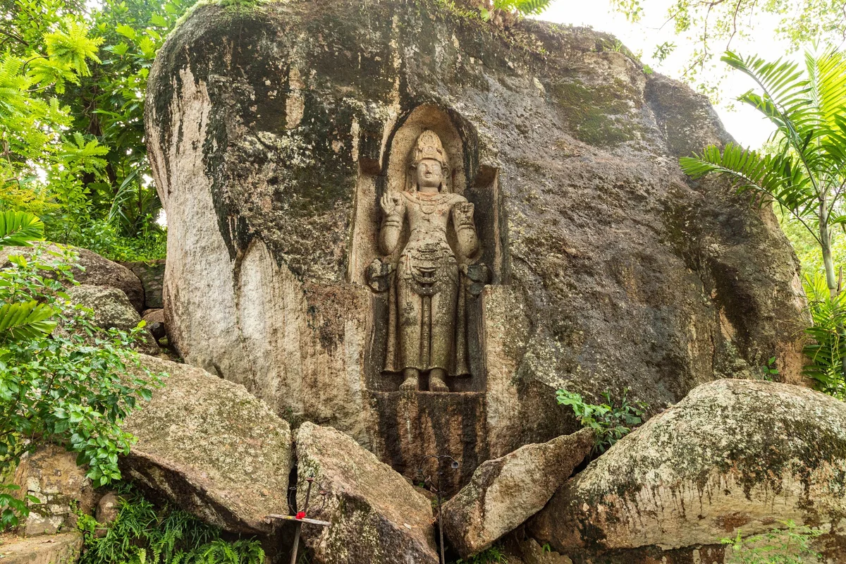 Kushtarajagala Statue