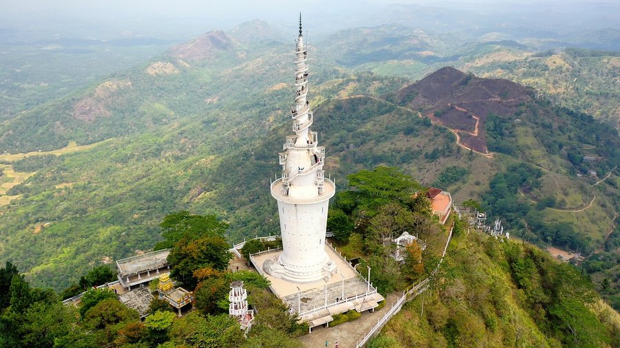 Kandy & Ambuluwawa Tower Day Tour