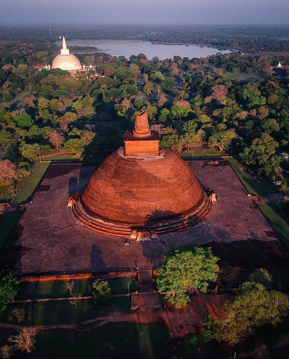 Jetavanaramaya Stupa