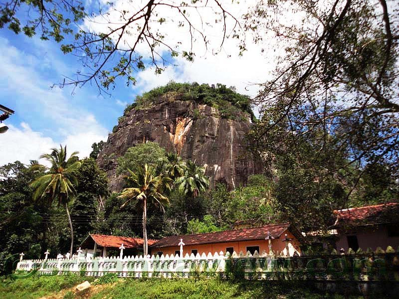 Mulgirigala Rock Temple